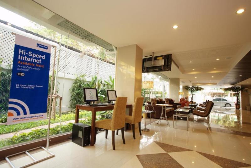 Three Seasons Bangkok Hotell Exteriör bild