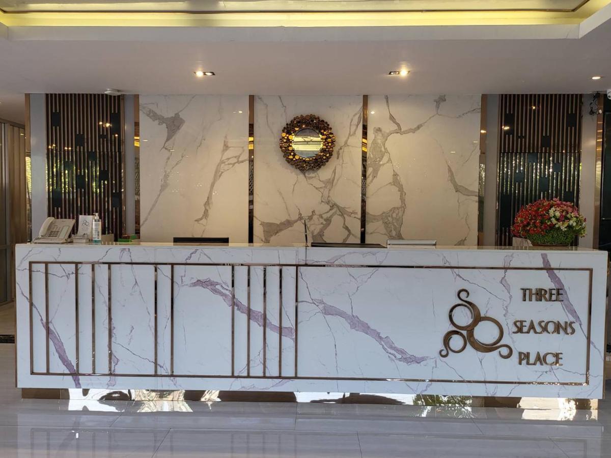 Three Seasons Bangkok Hotell Exteriör bild